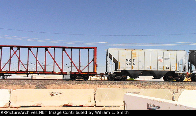 UntitledEB Manifest Frt at Arden Yard partial W-Pshr -34